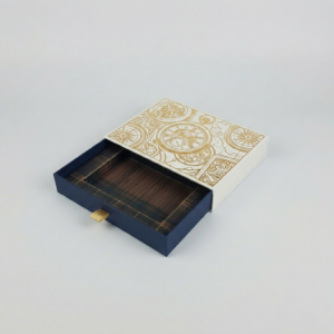 Hard Box Laci Custom